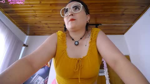 Snapshot of martiniella chatting on 05/12/26, 06:49 Antonella Martini online show from 05/12/26, 06:49