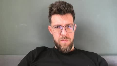 martinmagic467659 online show from 02/25/26, 09:19