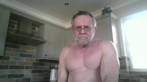 Snapshot of martinrgbxxxx chatting on 03/03/25, 02:26 martinrgbxxxx online show from 03/03/25, 02:26