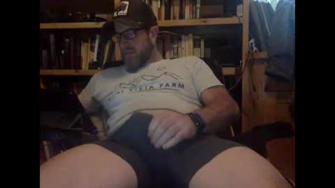 Snapshot of martinstolcris chatting on 02/13/25, 06:27 martinstolcris online show from 02/13/25, 06:27