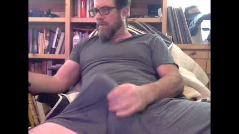 Snapshot of martinstolcris chatting on 02/27/25, 07:47 martinstolcris online show from 02/27/25, 07:47