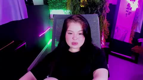 Snapshot of martishaaddams chatting on 02/20/26, 09:32 MartishaAddams online show from 02/20/26, 09:32