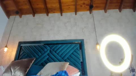 Snapshot of marttina_ruiz chatting on 06/25/26, 07:40 Martina online show from 06/25/26, 07:40