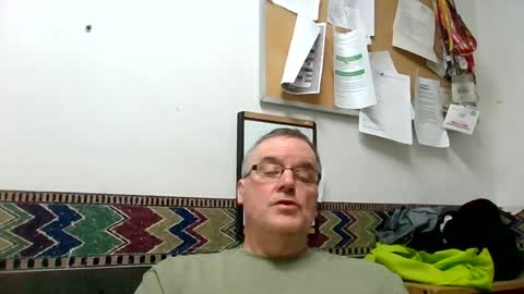 Snapshot of marty1688 chatting on 06/22/26, 11:18 marty1688 online show from 06/22/26, 11:18
