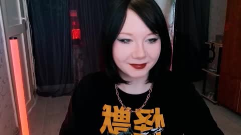 Snapshot of marty_bree chatting on 02/04/26, 09:15 Nancy online show from 02/04/26, 09:15