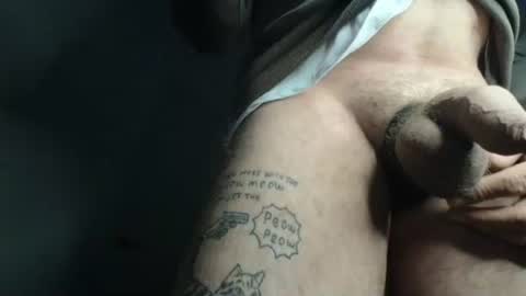 Snapshot of marty_gee chatting on 11/22/25, 04:06 mike golf0 online show from 11/22/25, 04:06