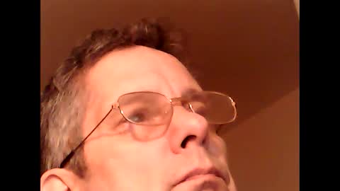 Snapshot of martylv702 chatting on 01/19/25, 12:06 marty online show from 01/19/25, 12:06