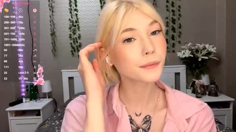 Lisa online show from 02/16/26, 01:18