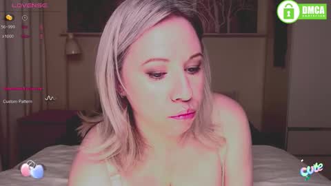 Mary linn online show from 09/22/25, 01:02