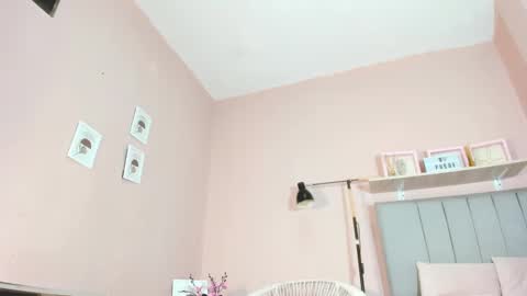mary_cute9 online show from 09/25/25, 01:26