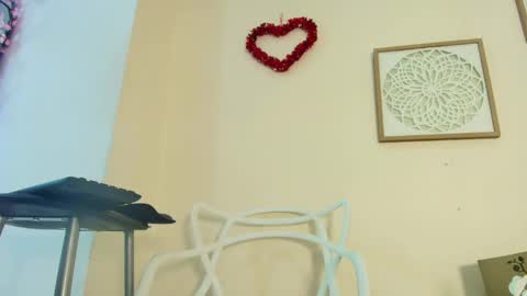 mary_cute9 online show from 04/11/26, 12:31