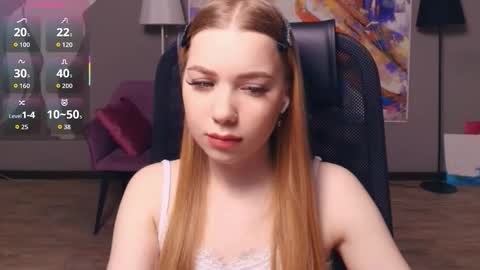 Mary online show from 12/03/25, 10:57