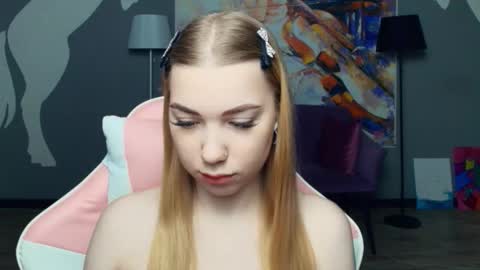 Mary online show from 12/15/25, 12:09