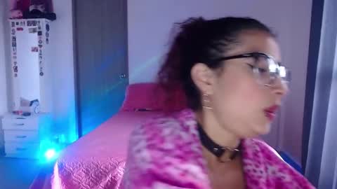 Snapshot of mary_jane1_ chatting on 10/06/25, 02:03 mary online show from 10/06/25, 02:03