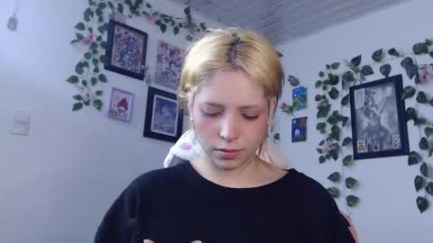                      100   online show from 01/12/25, 05:03