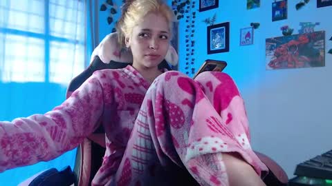                      100   online show from 02/09/25, 08:02