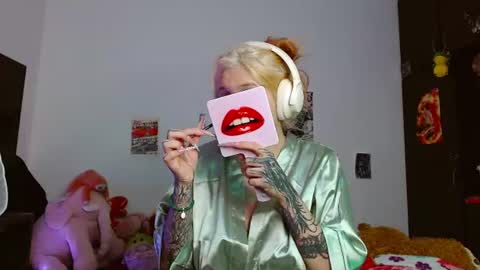                      100   online show from 07/21/26, 02:08