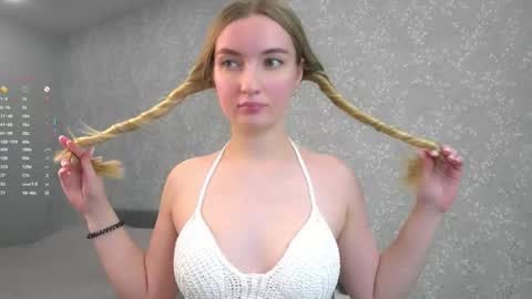 Mary . online show from 12/04/25, 10:57