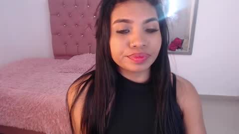 Hi guys im Mary  online show from 02/12/25, 12:22