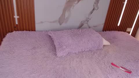 Hi guys im Mary  online show from 09/11/25, 12:16