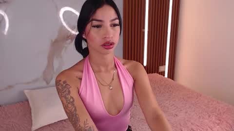 Hi guys im Mary  online show from 09/17/25, 12:29