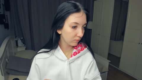 Mary online show from 01/09/26, 09:34