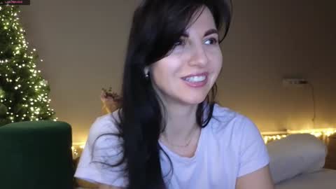 Snapshot of mary_love16 chatting on 12/05/24, 12:44 Maria online show from 12/05/24, 12:44
