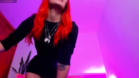 Snapshot of mary_magic chatting on 07/14/26, 06:51 mary_magic online show from 07/14/26, 06:51
