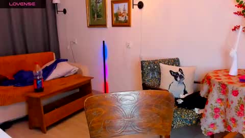 Mary online show from 01/19/25, 11:21