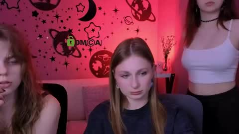 Snapshot of mary_meow_hot chatting on 04/27/26, 07:23 Mary online show from 04/27/26, 07:23