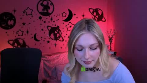 Snapshot of mary_meow_hot chatting on 05/19/26, 07:20 Mary online show from 05/19/26, 07:20