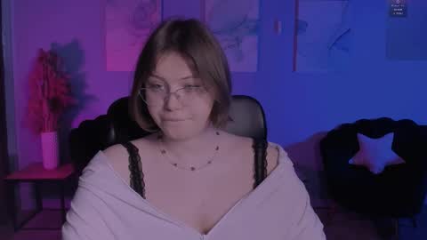 mary_moon__ online show from 04/20/26, 07:04