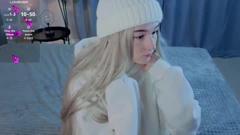mary online show from 10/26/25, 05:08