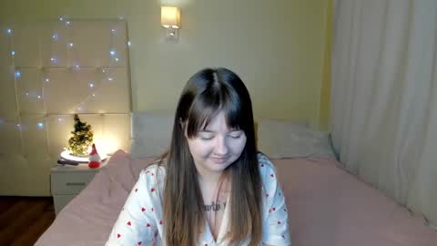 mary_stevenss online show from 12/25/24, 08:40