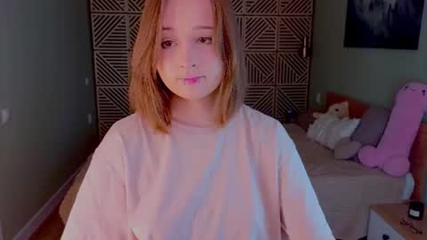 Ur Mary online show from 06/24/26, 04:33