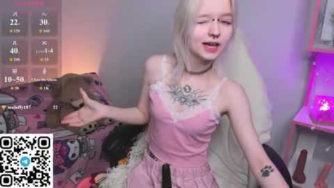 Snapshot of mary_wester chatting on 05/20/26, 11:55 Mary online show from 05/20/26, 11:55