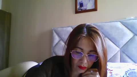 Snapshot of maryamgirl08 chatting on 06/04/26, 03:40 Engracia online show from 06/04/26, 03:40