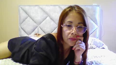 Snapshot of maryamgirl08 chatting on 06/05/26, 10:04 Engracia online show from 06/05/26, 10:04