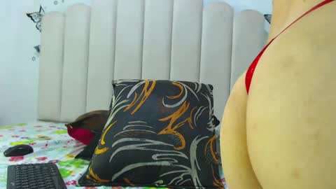 Snapshot of maryannlit chatting on 06/29/26, 12:38 maryannlit online show from 06/29/26, 12:38