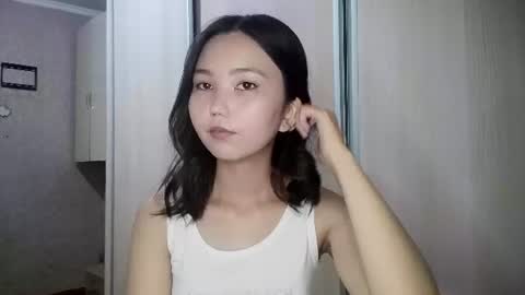 Snapshot of marybellegalaviz chatting on 06/20/26, 12:41 Lily online show from 06/20/26, 12:41