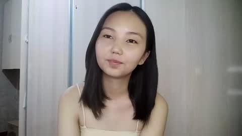 Snapshot of marybellegalaviz chatting on 06/26/26, 12:09 Lily online show from 06/26/26, 12:09