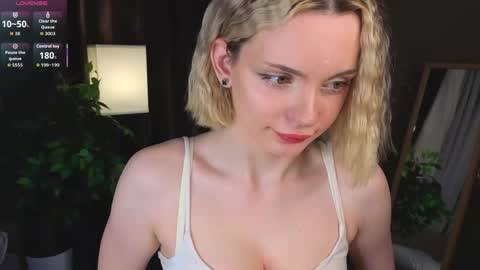 Mary online show from 04/12/26, 01:21