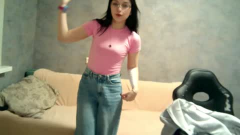 Stephie online show from 11/28/25, 08:11