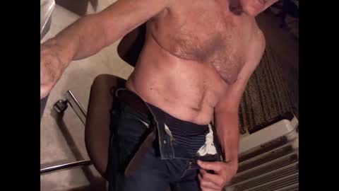 Snapshot of maryland_bruce1 chatting on 11/26/25, 12:06 maryland bruce1 online show from 11/26/25, 12:06