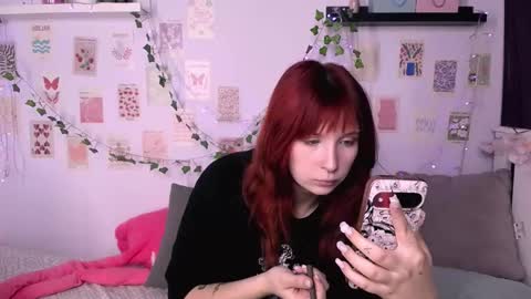 Snapshot of marylanee chatting on 10/03/25, 07:49 Mary online show from 10/03/25, 07:49