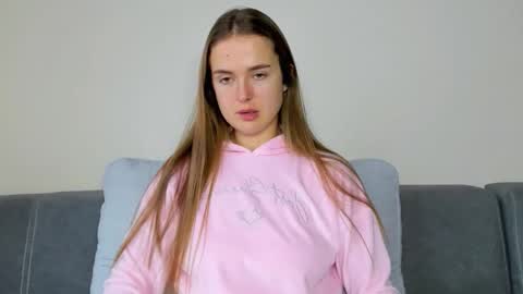 Mari online show from 12/05/25, 07:39