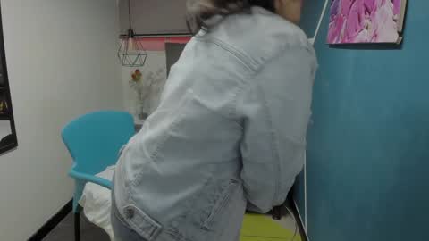 Snapshot of marylinmilf chatting on 12/05/24, 07:49 Marylin online show from 12/05/24, 07:49