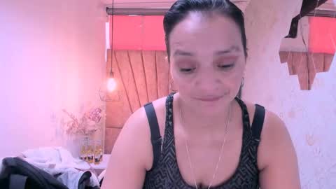 Snapshot of marylinmilf chatting on 09/16/25, 07:48 Marylin online show from 09/16/25, 07:48