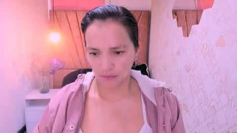 Snapshot of marylinmilf chatting on 10/06/25, 07:22 Marylin online show from 10/06/25, 07:22