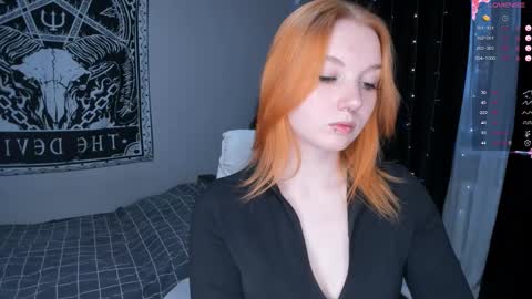 Snapshot of marymelanie chatting on 02/10/25, 03:24 Mary online show from 02/10/25, 03:24